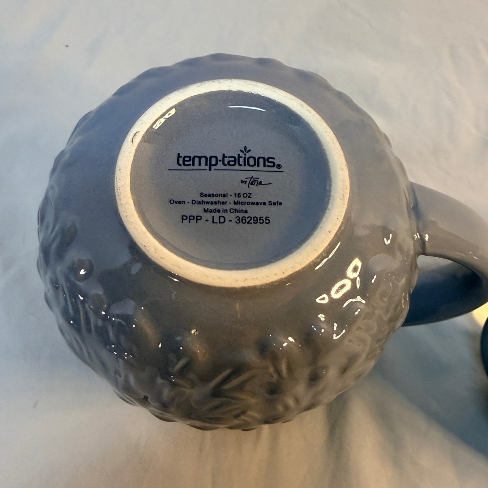 Temp-tations by Tara Blue Snow Globe Lid Coffee Mug 16oz Snowflake Tree Ceramic - Picture 8 of 10